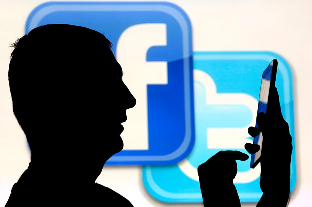 Công an Hà Nội cảnh báo chiêu thức lừa đảo mới qua Facebook ảnh 1