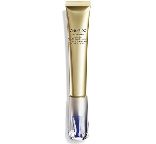 Shiseido Vital Perfection Intensive WrinkleSpot Treatment: Tinh chất kết hợp retinol và công nghệ ReNeura Technology++™ giúp tăng cường các tín hiệu cảm giác bên trong của da vốn bị suy giảm theo tuổi tác, đồng thời tăng cường và đẩy nhanh quá trình tái tạo của da 16956_S_01.jpg