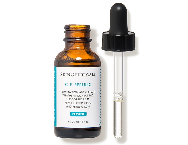 SkinCeuticals C E Ferulic: Tinh chất chống ôxy hóa được điều chế từ 15% vitamin C nguyên chất để bảo vệ da trước hư tổn do ảnh hưởng từ các gốc tự do, ngăn ngừa sự hình thành của nếp nhăn, đồng thời giúp làm sáng và đều màu da image-2022-01-09-021603.jpg