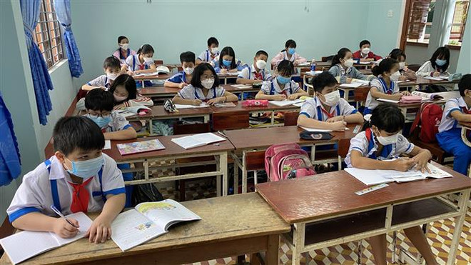 Bình Định vận động phụ huynh cho con đến trường để đảm bảo kiến thức ảnh 1