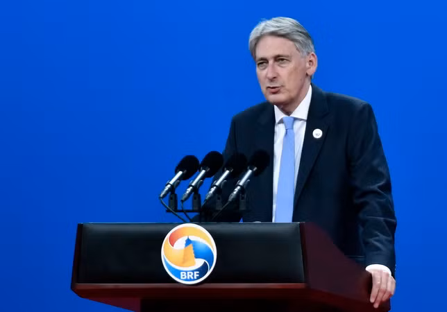 Hàng loạt khoản đầu tư kinh doanh bị ngưng trệ ở Anh do Brexit ảnh 1
