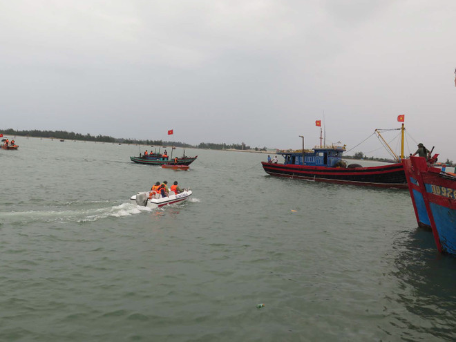 Nghệ An diễn tập ứng phó với tình huống thiên tai trên biển ảnh 1