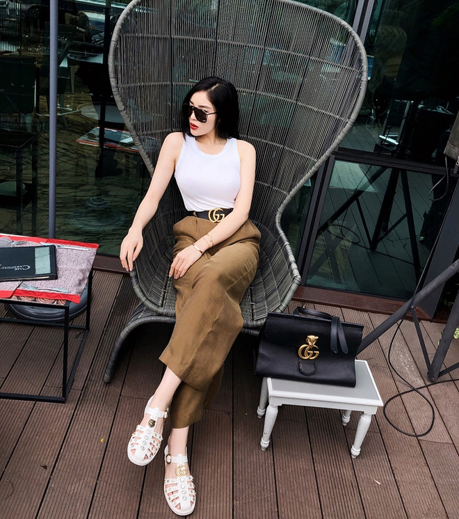 Tăng Thanh Hà phối đồ khoe chân thon, Chi Pu phô vòng eo “con kiến” ảnh 6