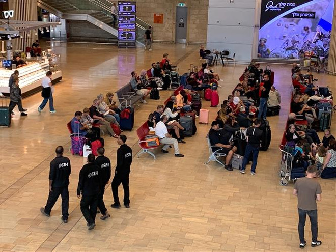 Xung đột Hamas-Israel: Các hãng hàng không điểu chỉnh một số tuyến ảnh 1