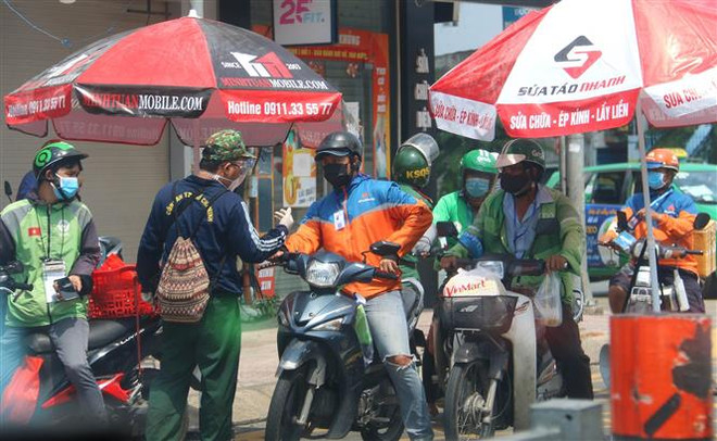 Từ ngày 23/8, TP. HCM sẽ thực hiện nghiêm “ai ở đâu ở yên đó” ảnh 1