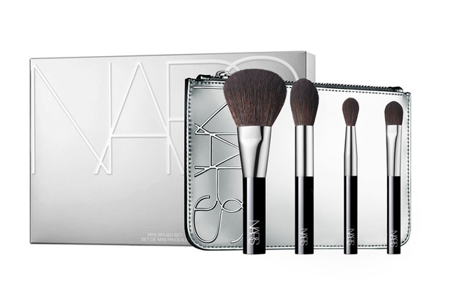 Đâu là bộ sưu tập mỹ phẩm được khao khát nhất mùa lễ hội năm nay? ảnh 5