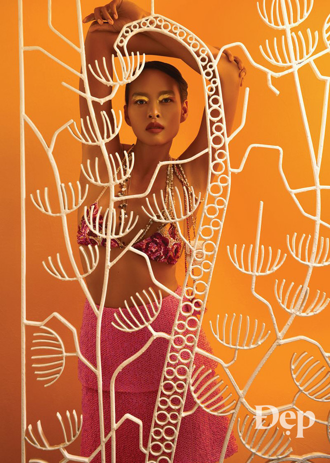 Đắm mình vào những thanh âm lãng mạn trong thiết kế mới của Chanel ảnh 1