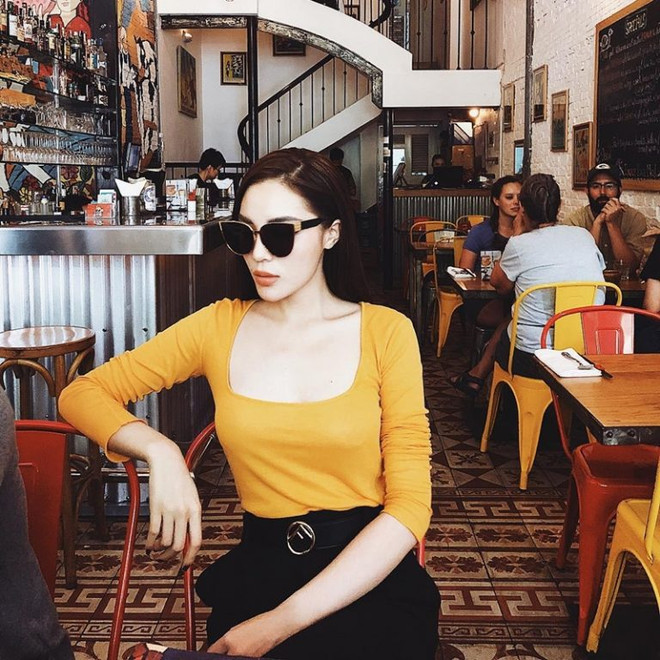 Đón đầu xu hướng, mỹ nhân Việt đua nhau sắm loạt đầm vàng rực rỡ ảnh 11