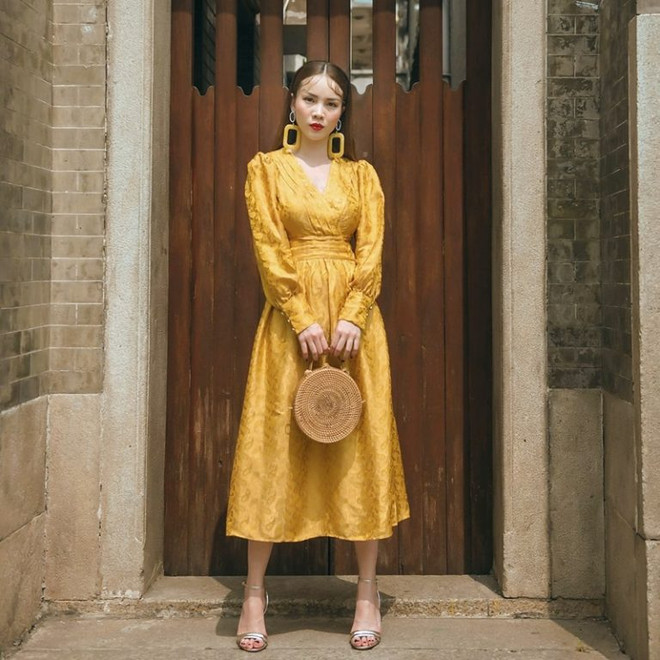 Đón đầu xu hướng, mỹ nhân Việt đua nhau sắm loạt đầm vàng rực rỡ ảnh 7