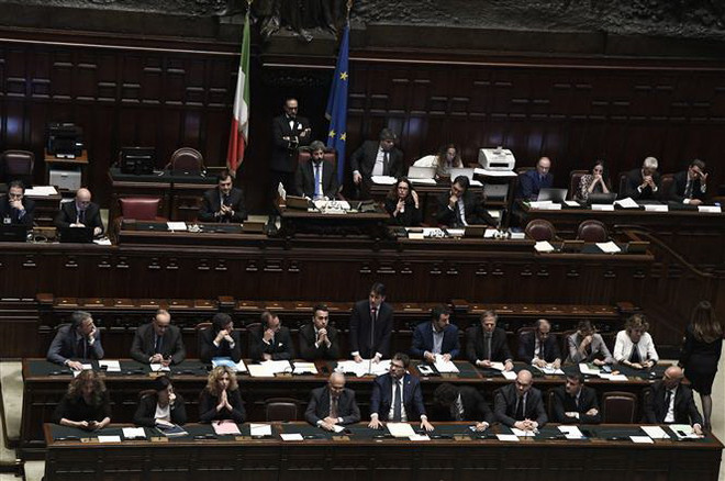 Hạ viện Italy nhất trí về kế hoạch ngân sách 2019 sửa đổi ảnh 1