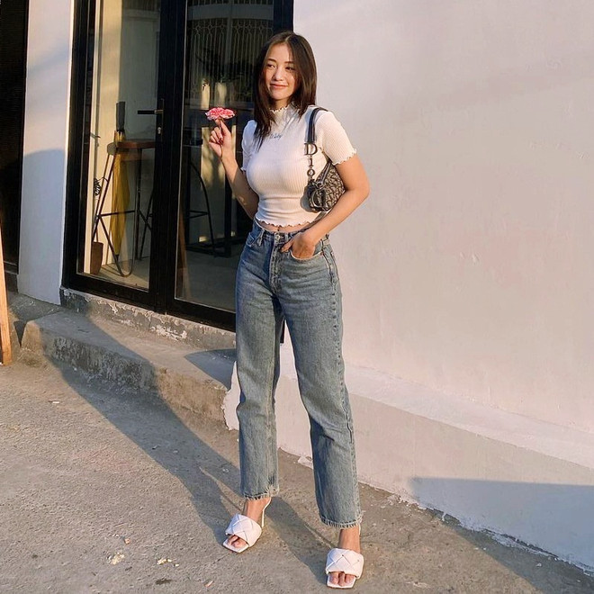 Blazer, sơmi trắng đồng loạt "khuynh đảo" street style của sao Việt ảnh 22