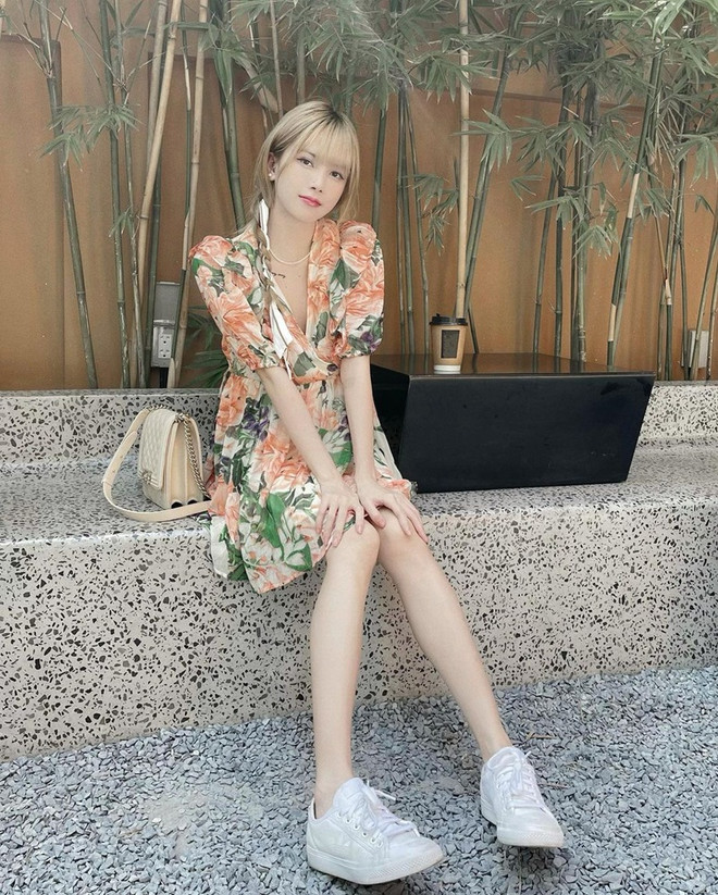 Blazer, sơmi trắng đồng loạt "khuynh đảo" street style của sao Việt ảnh 8