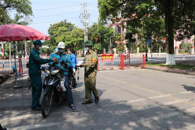 Dân Bắc Ninh không ra ngoài từ 21 giờ hôm trước đến 4 giờ hôm sau ảnh 1