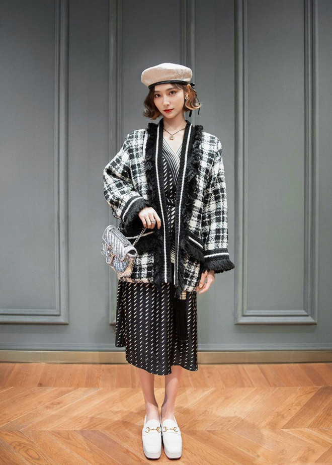 Khánh Linh, Quỳnh Anh Shyn đụng hàng nguyên set Gucci với IU ảnh 12