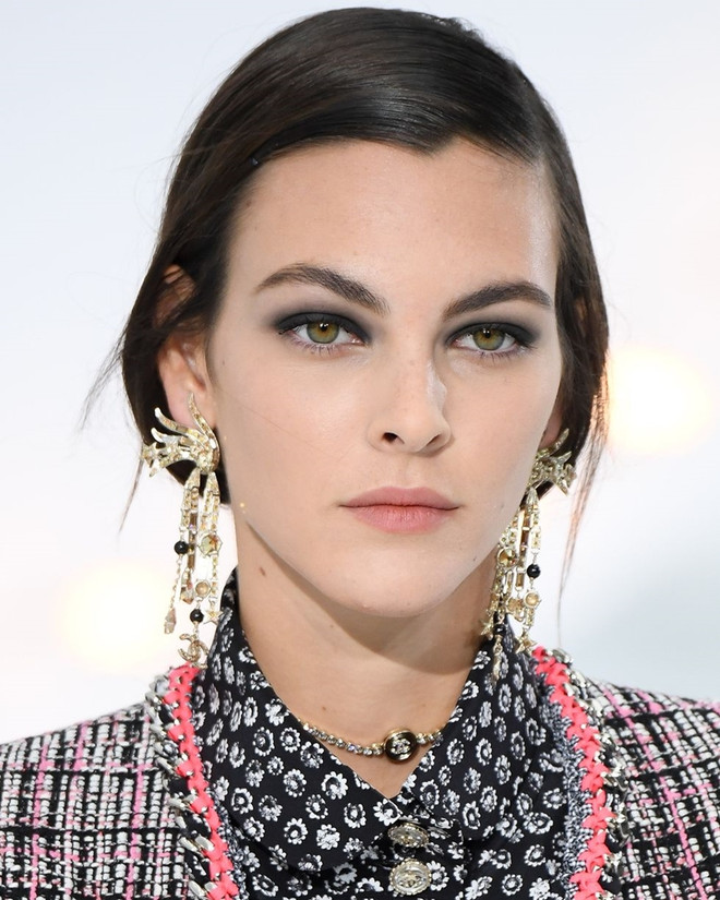 5 màu son hứa hẹn sẽ khuynh đảo giới làm đẹp trong năm 2021 ảnh 5