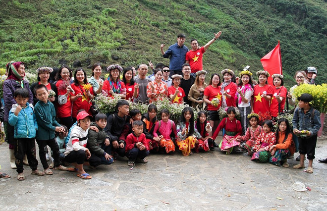 Hà Giang khoác lên mình màu áo hồng dịu trong mùa hoa tam giác mạch ảnh 2