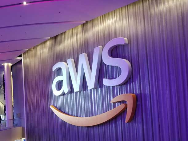 (Nguồn: CNN) Amazon ra công nghệ giúp các công ty phát triển công cụ chatbot riêng ảnh 1