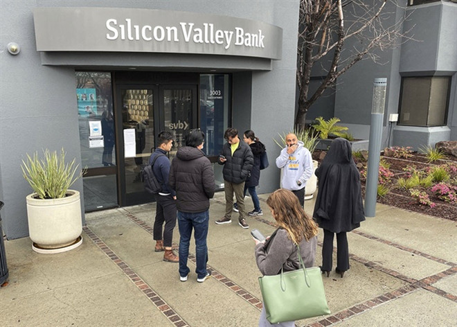 Ngành ngân hàng Mỹ choáng váng vì sự sụp đổ của Silicon Valley Bank ảnh 1