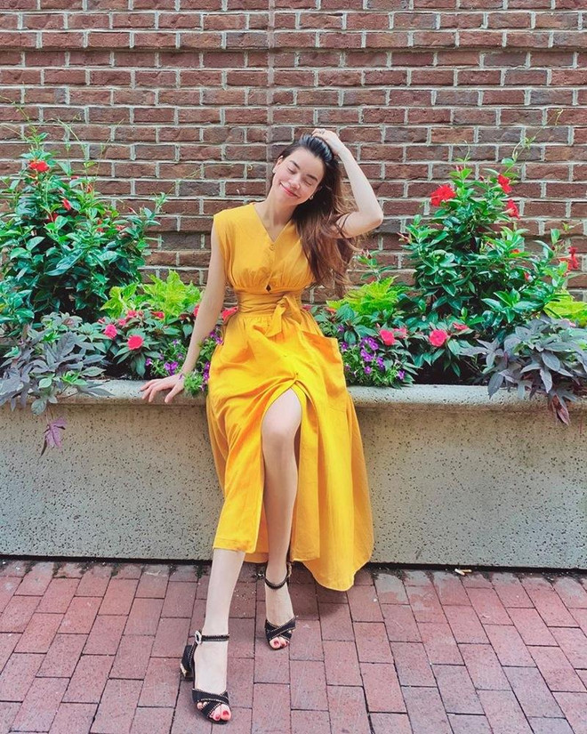 Hồ Ngọc Hà xúng xính váy áo "bánh bèo", đọ phong cách với dàn mỹ nhân ảnh 1