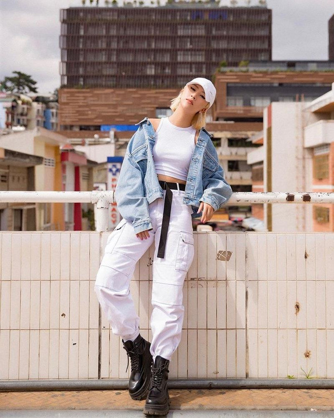 Hồ Ngọc Hà xúng xính váy áo "bánh bèo", đọ phong cách với dàn mỹ nhân ảnh 10