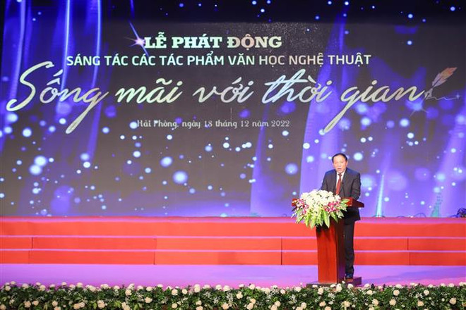 Lễ phát động sáng tác văn học nghệ thuật “Sống mãi với thời gian" ảnh 2