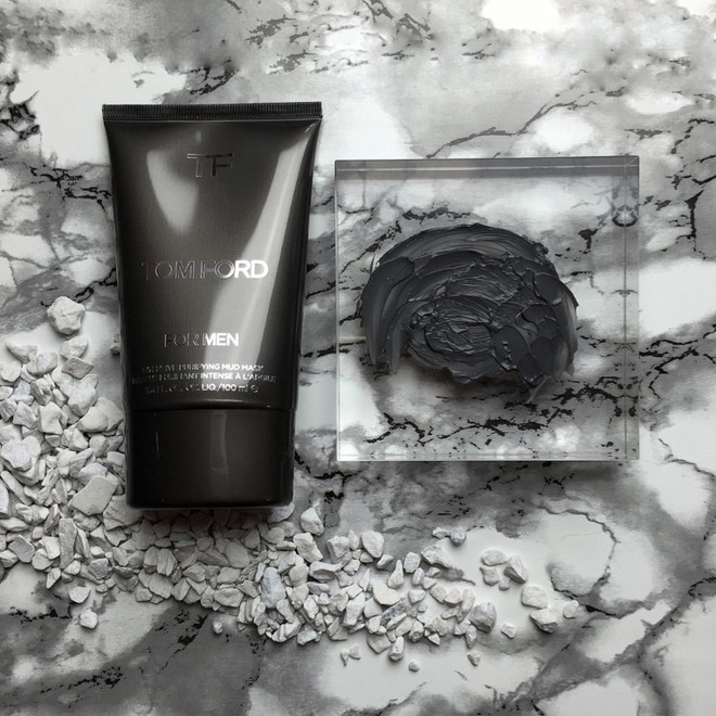 Vợ chồng David Beckham tiết lộ món mỹ phẩm dưỡng da yêu thích ảnh 3