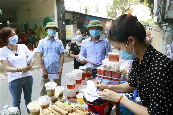 Vĩnh Phúc tạm dừng quán càphê, trà đá và một số dịch vụ tại Vĩnh Yên ảnh 1