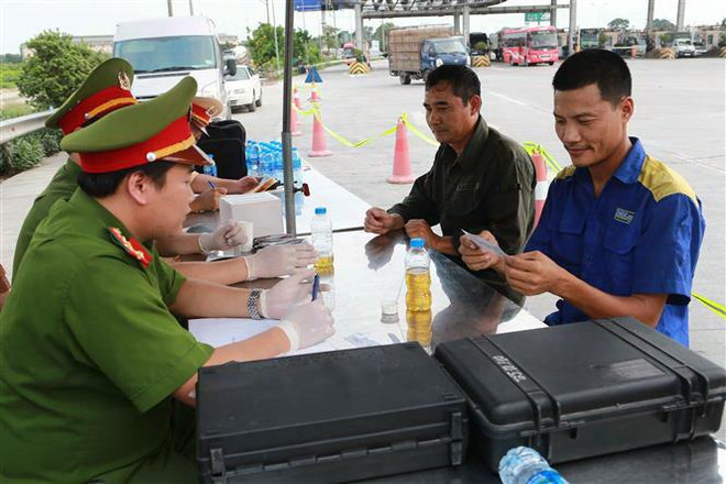 Hà Nội tăng xử lý các vi phạm liên quan đến sử dụng rượu, bia ảnh 1