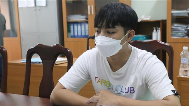 Hai thanh niên giả mạo email trường đại học lừa đảo chiếm đoạt tài sản ảnh 1