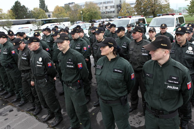 EU thắt chặt an ninh biên giới sau vụ tấn công khủng bố tại Pháp ảnh 1