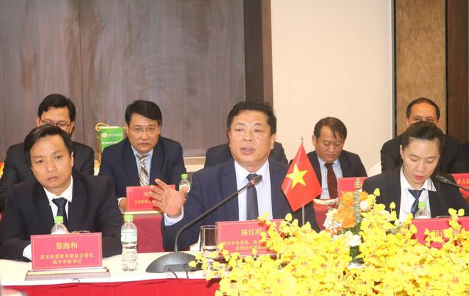 Bí thư Tỉnh uỷ Cao Bằng Trần Hồng Minh phát biểu tại buổi tiếp. (Ảnh: Chu Hiệu/TTXVN) ttxvn-cao bang3.jpg