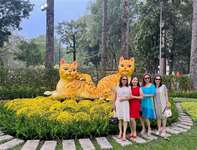 Thành phố Hồ Chí Minh khai mạc Hội hoa Xuân lần thứ 43 Tết Quý Mão ảnh 1