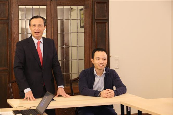 Đại sứ Việt Nam tại Đan Mạch Lương Thanh Nghị phát biểu tại Đại hội. (Ảnh: TTXVN phát) Thành lập Hội Chuyên gia, trí thức Việt Nam tại Đan Mạch ảnh 2