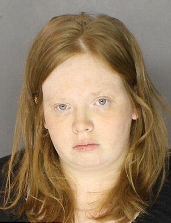 Mỹ: Cậu bé 3 tuổi bị chính mẹ mình tra tấn dã man đến chết ảnh 2