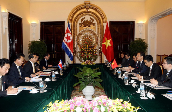 Trao đổi chính sách cấp thứ trưởng ngoại giao Việt-Triều lần 4 ảnh 1