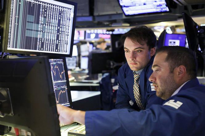 Chỉ số chứng khoán Dow Jones và S&P 500 tăng tuần thứ ba liên tiếp ảnh 1