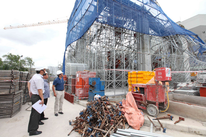 TP.HCM: Đề nghị xem xét khởi tố vụ sập giàn giáo làm 3 người chết ảnh 1