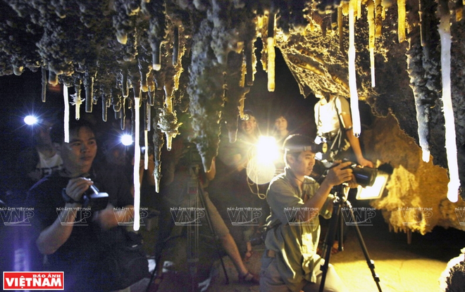 Trải nghiệm 7km nối dài của động Thiên Đường khi đến Quảng Bình ảnh 12