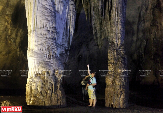 Trải nghiệm 7km nối dài của động Thiên Đường khi đến Quảng Bình ảnh 11