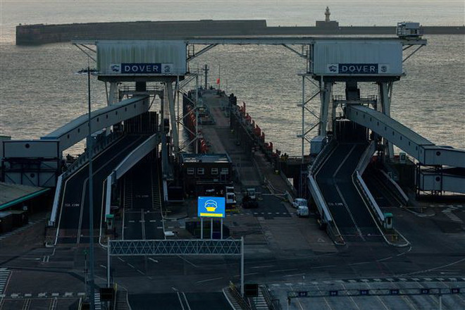 Thương mại Anh-EU hậu Brexit sụt giảm mạnh trong tháng Một ảnh 1