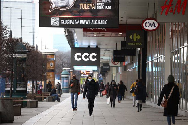 Đức và Ba Lan ghi nhận số ca mắc mới COVID-19 tăng mạnh ảnh 2