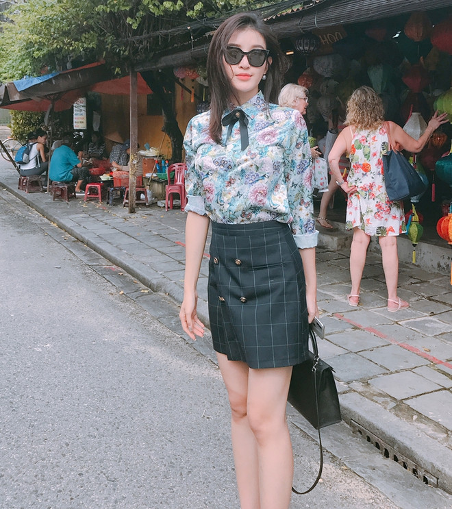 Ngắm street style 'trên Đông dưới Hè' đầy cá tính của mỹ nhân Việt ảnh 14