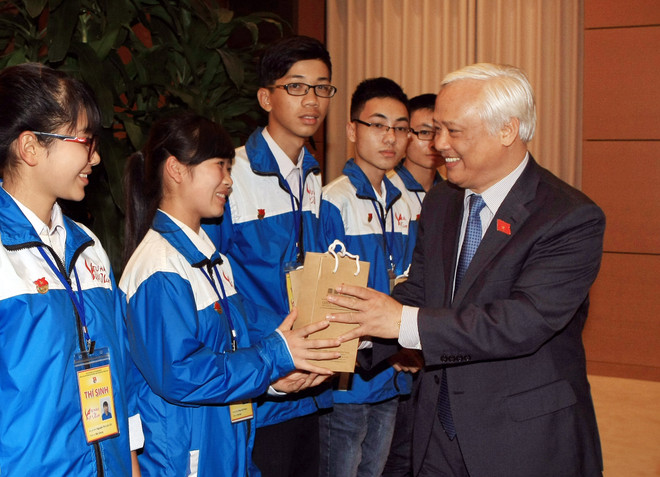 Học sinh Khánh Hòa đoạt giải nhất cuộc thi “Tự hào Việt Nam” ảnh 1