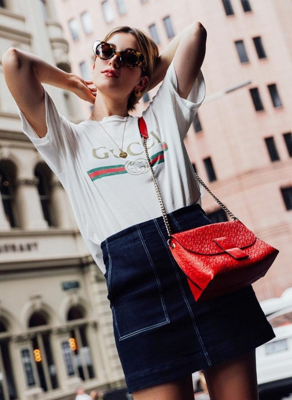 Ba mẫu áo thun đang làm điên đảo sàn diễn đường phố ảnh 15