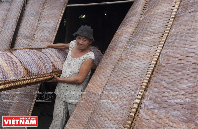 Bánh tráng làng Nhơn Hòa - Dẻo ngon nức tiếng khắp Nam Bộ ảnh 6