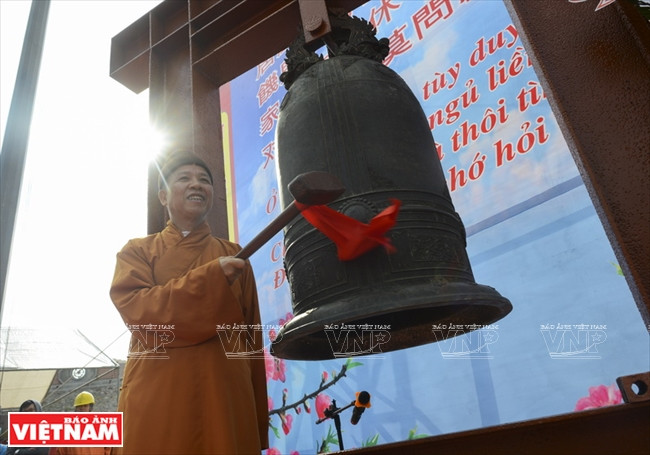 Hàng vạn người dân hành hương về miền đất Phật Yên Tử ảnh 2