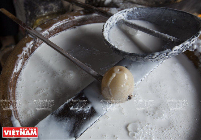 Bánh tráng làng Nhơn Hòa - Dẻo ngon nức tiếng khắp Nam Bộ ảnh 1