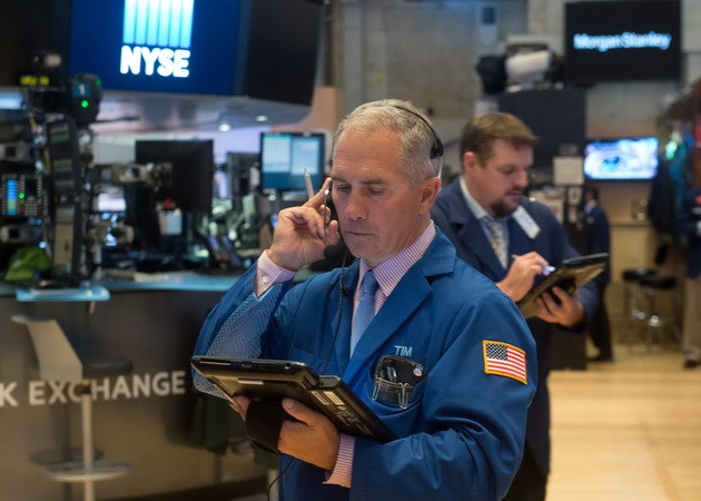 Chứng khoán Mỹ đồng loạt tăng điểm trước thềm cuộc họp của Fed ảnh 1