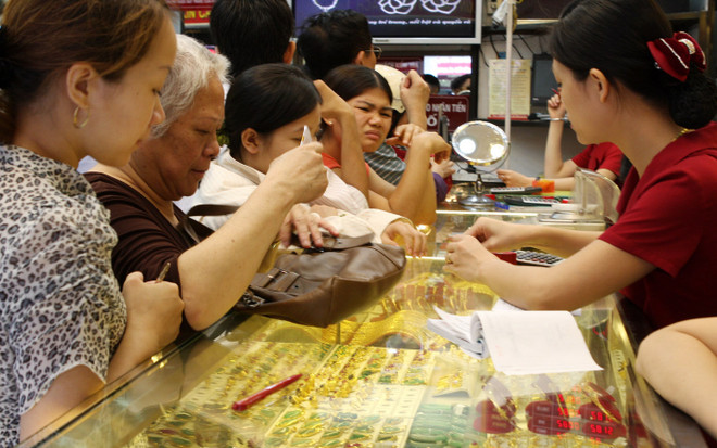 TP. HCM: Vàng một chữ được giao dịch không giới hạn số lượng ảnh 1