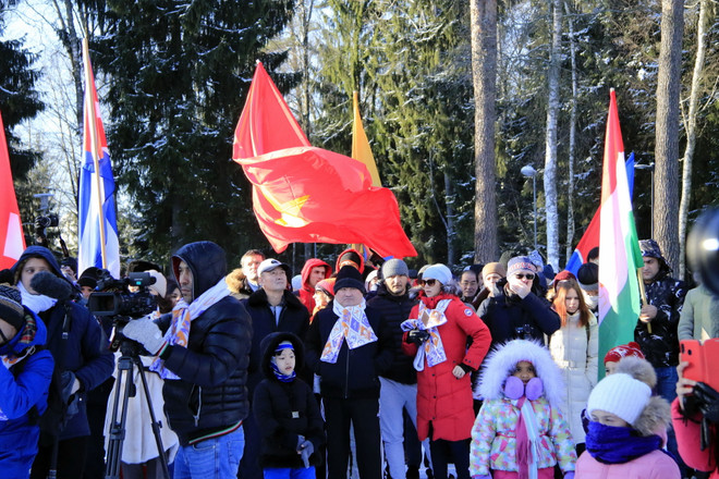 Việt Nam dự giải thể thao mùa Đông cho cơ quan ngoại giao tại Nga ảnh 5